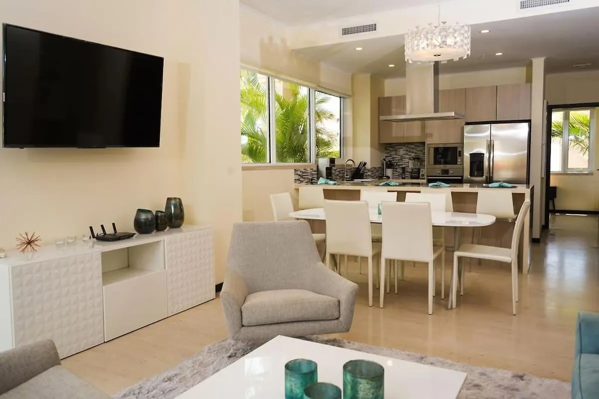 Spectacular Apartment In Levent Eagle Beach Palm Beach