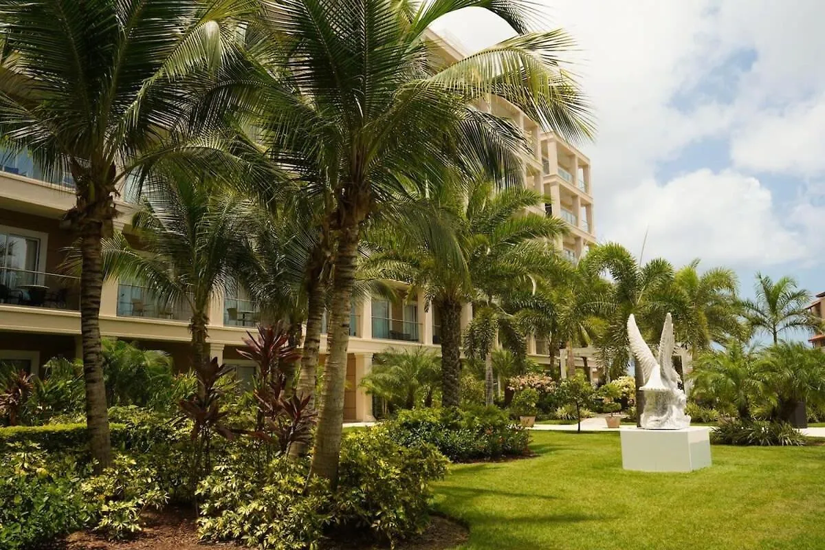 Spectacular Apartment In Levent Eagle Beach Palm Beach
