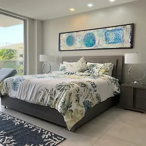  Apartment Luxurious Beachfront In O